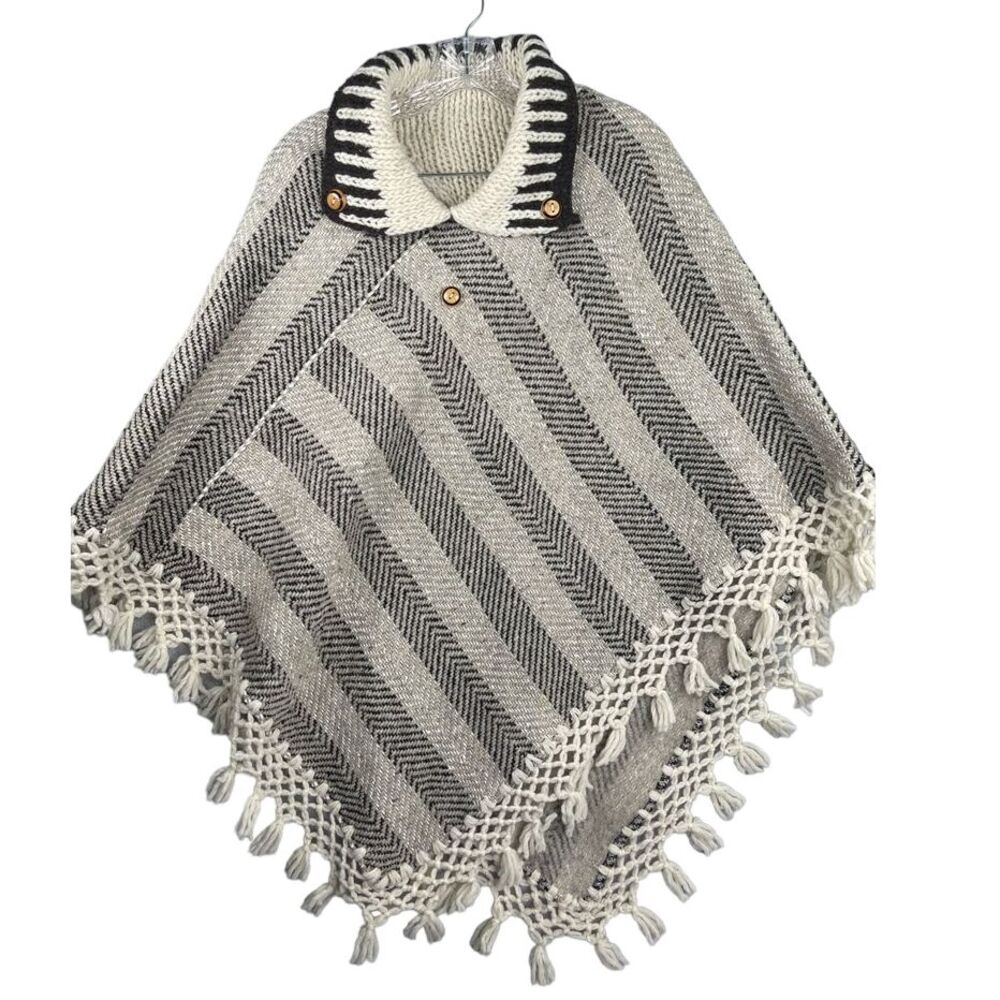 Knit Poncho with Crochet Fringe hem, wood buttons, Neutral , hand made, simple